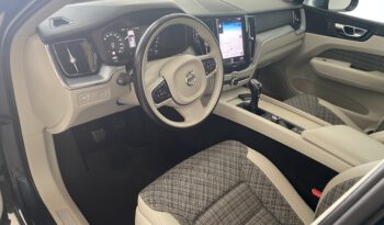 VOLVO XC 60 MOMENTUN  VENDIDO