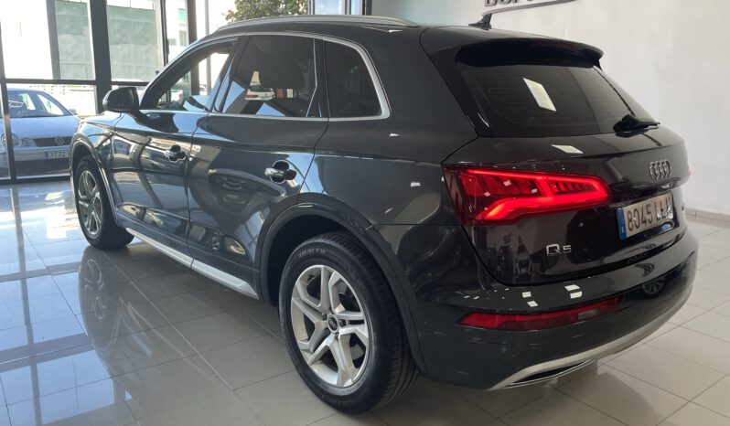 AUDI  Q5