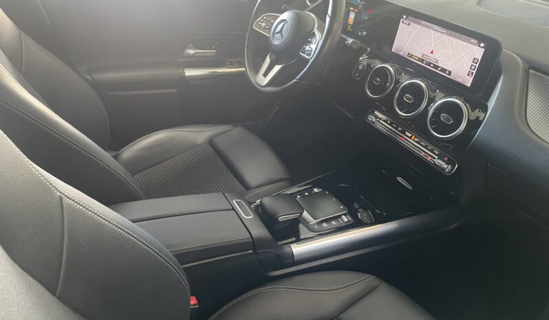 MERCEDES BENZ  GLA 180