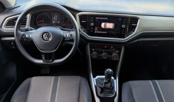 VOLKSWAGEN T-ROC    R-LINE