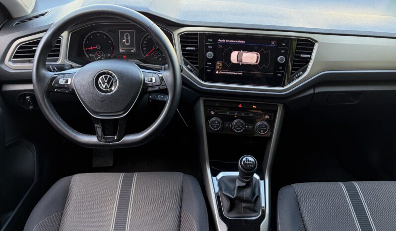 VOLKSWAGEN T-ROC    R-LINE
