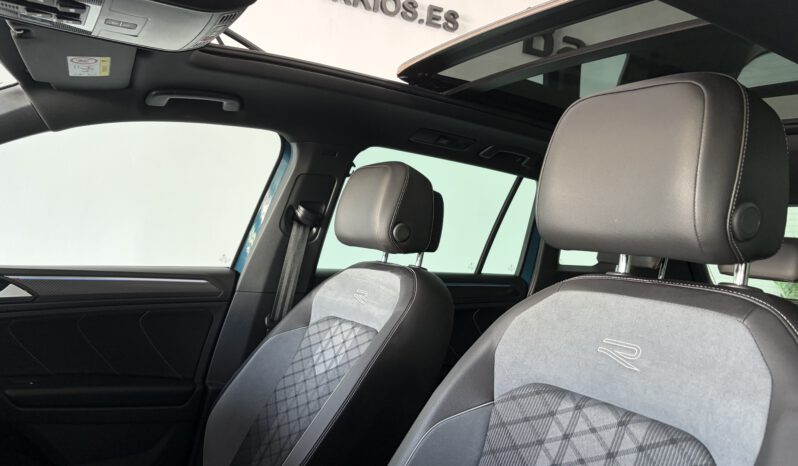 VOLKSWAGEN TIGUAN  R-LINE